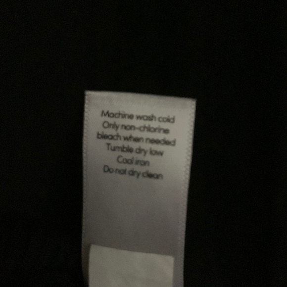 EUC Athleta Zephyr Tee Shirt Ribbed Aplit Hem Sophisticated Lightweight Top - Picture 8 of 8